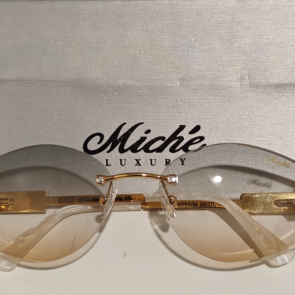Miché Luxury Gold Rimless Sunglasses